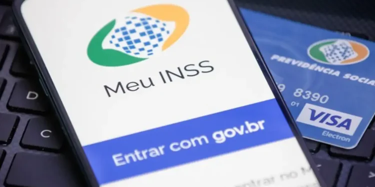 Novo benefício do INSS libera até R$ 1.500 para idosos