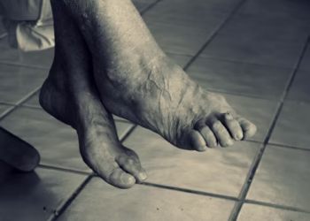 Idosa de 77 anos trabalhou por 37 anos sem ganhar nada