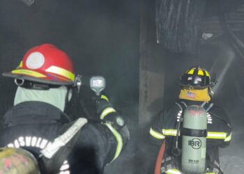 Fenômeno tóxico chega em Santa Catarina após incêndio assustador