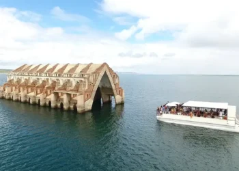 Cidade em Pernambuco é totalmente submersa pela água