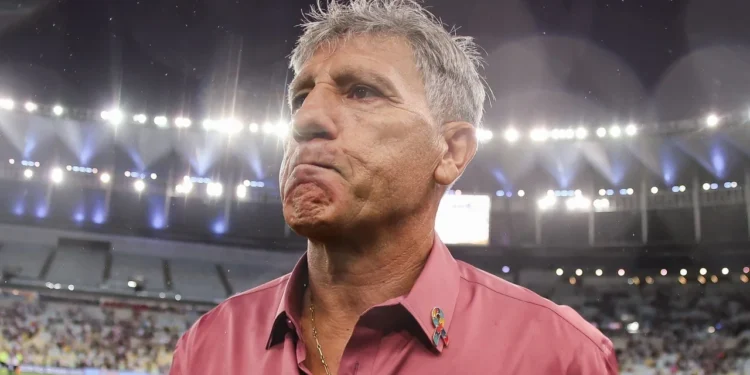 Renato Portaluppi é comunicado e Fluminense anuncia demissão