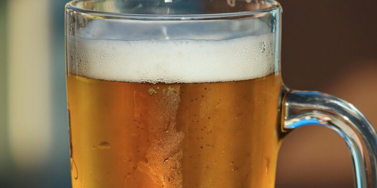 Estudo mostra que existem quase 2 mil cervejarias no Brasil