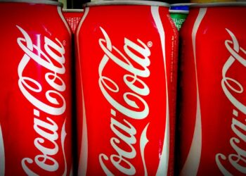 Coca-Cola ignora produção de refrigerantes e ingressa na linha de cosméticos