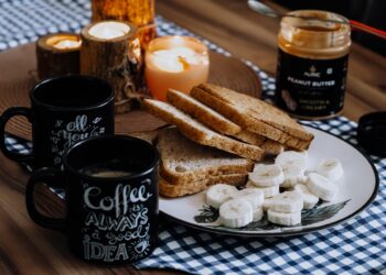 Comer tarde no café pode elevar o seu hormônio do estresse