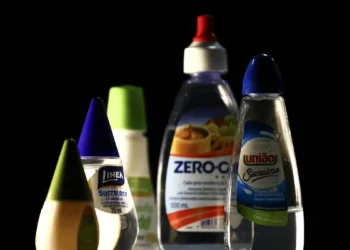 Adoçante ou açúcar: qual é pior para o corpo?