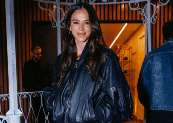 Surpresa! Bruna Marquezine aparece com ex-namorado