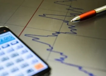 Renomada multibilionária americana chegou para movimentar bilhões na economia