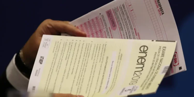 Quem trabalhar no Enem recebe até R$ 900 por dia