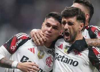 Flamengo ultrapassa 50% de chances de título no Brasileirão