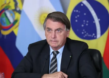 Pesquisa eleitoral traz péssima notícia para Bolsonaro