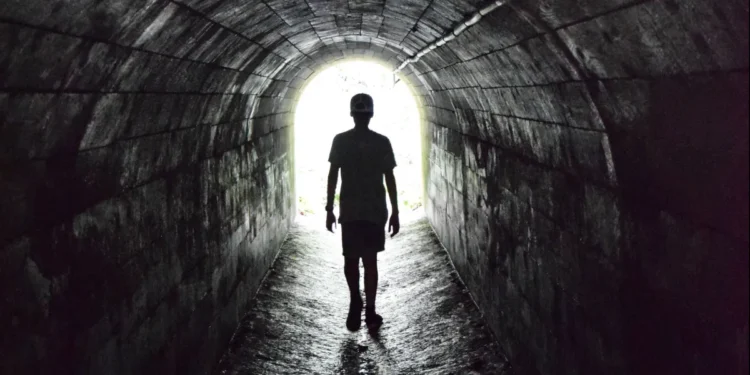 O que acontece com os humanos na hora da morte?