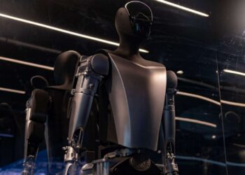 Robô de Elon Musk surtou e atacou pessoas? Confirmado!