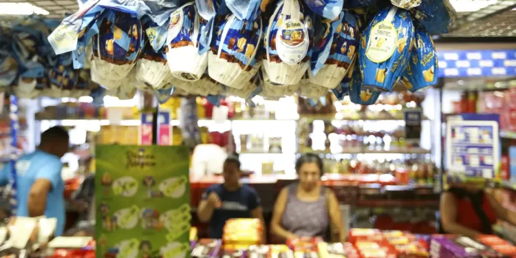 Governo já APROVOU remoção de Páscoa da grade de feriados