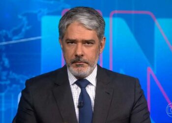 William Bonner vai sentir no bolso: saiba quanto será a redução salarial do apresentador