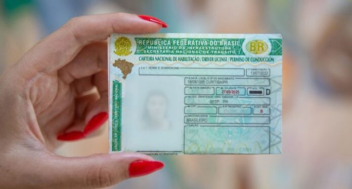 Qual a data limite para renovar a CNH em 2025?