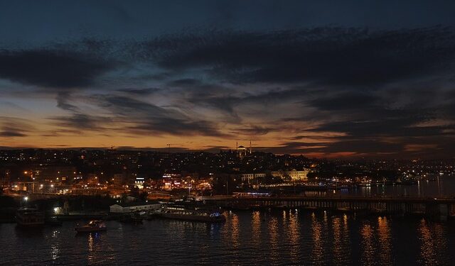 Hoje, a “noite” vai começar 14h30 e escuridão vai tomar conta