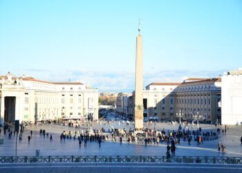 Papa Leão foi preso logo após tomar posse e substituir antecessor