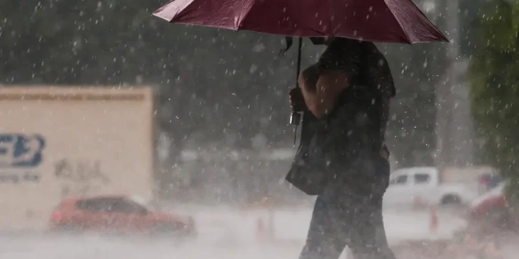 Brasil vai enfrentar 10 dias seguidos de chuvas: veja as cidades