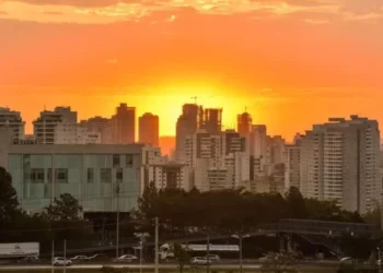 Alerta vermelho e assustador chegou para esse estado: tempo será horrível