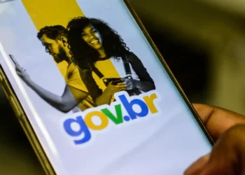 Famílias vão ter que devolver dinheiro para o Governo: erraram feio