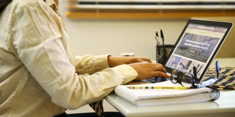 5 profissões home office que estão em alta e dão um bom dinheiro