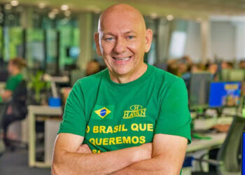 Enquanto Eike Batista embolsou 30 bilhões, mansão do velho da Havan custou mixaria