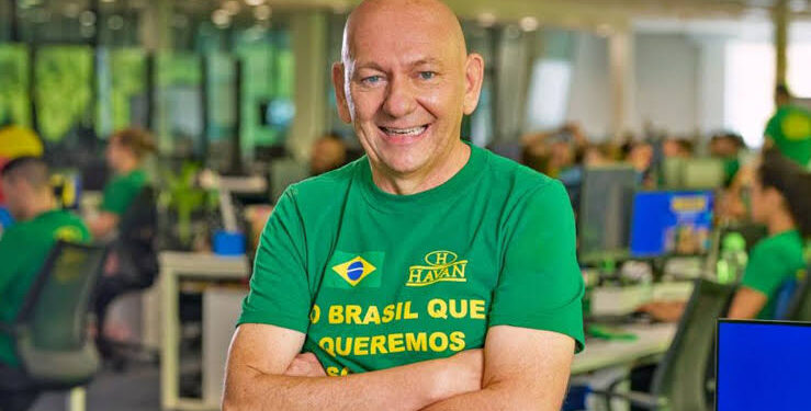 Enquanto Eike Batista embolsou 30 bilhões, mansão do velho da Havan custou mixaria