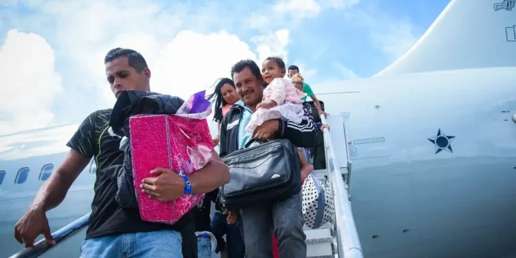 Imigrantes de país vizinho deixam terra natal e se tornam maior migração do Brasil