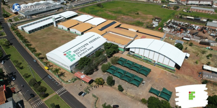 Instituto Federal está contratando brasileiros com salários de R$ 8 mil