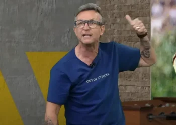 Craque Neto chama Denílson e Felipe Melo de fracos ao vivo