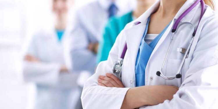 Profissionais de saúde precisam ler essa nova PEC aprovada