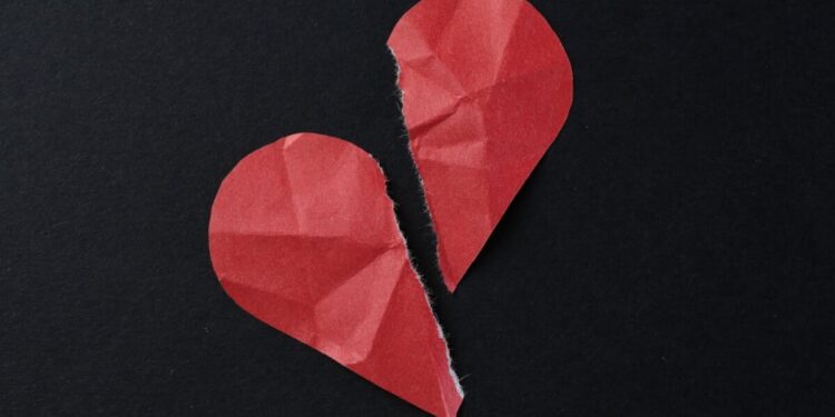 Jornalista que trabalhou na Globo se tornou centro das atenções e traiu o marido