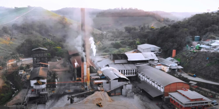 Usina desconhecida em município minúsculo anuncia centenas de demissões