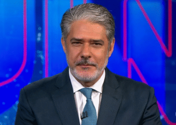 William Bonner surpreendeu a todos e mudou de nome oficialmente