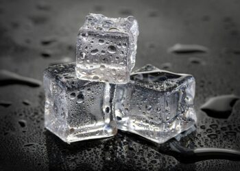 “Gelo do futuro” foi encontrado e desafia todas as leis da física