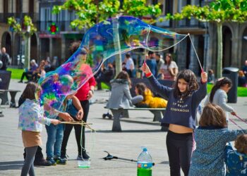 Como começou o dia das crianças no Brasil?