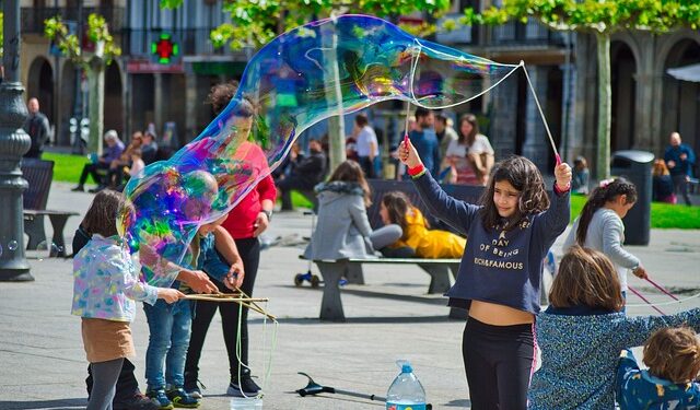 Como começou o dia das crianças no Brasil?