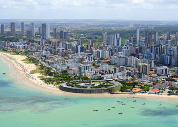 Feriado foi antecipado e trabalhadores vão ganhar folga segunda-feira (27)