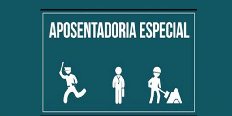 Brasileiros ganham dinheiro de aposentadoria com apenas 15 anos de contribuição e 55 de idade