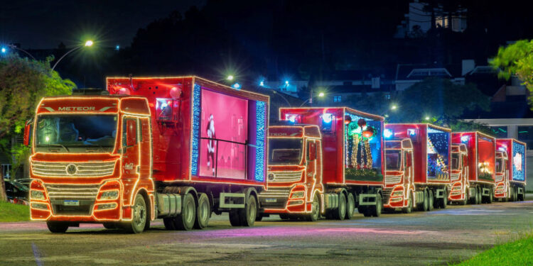 Caravana de Natal da Coca-Cola ignora quase todo o interior paulista: só 3 cidades estão na lista!