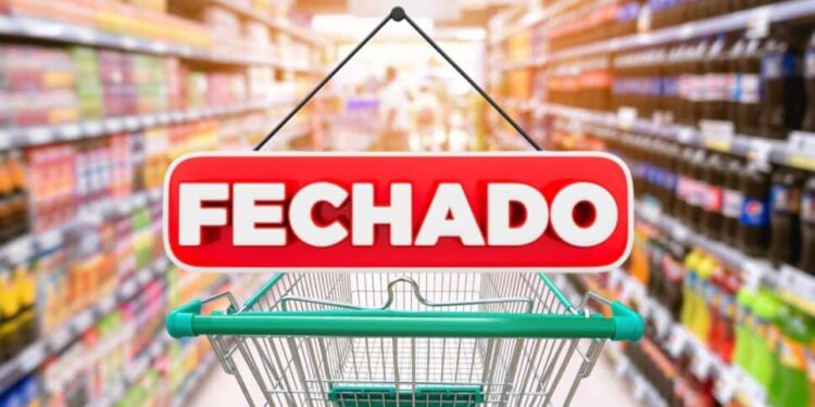 Lei sancionada obriga fechamento de Carrefour, Atacadão e outros mercados nestas situações específicas