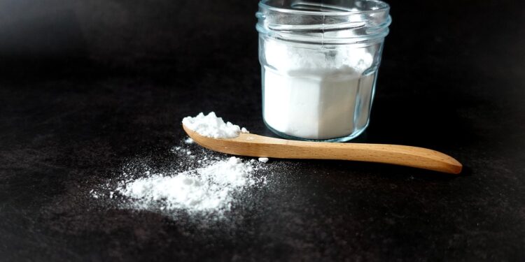 Misture bicarbonato, limão e sal e veja o resultado incrível que poucos conhecem