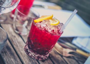 Marca de bebida alcoólica considerada de homens ricos cai em investigação de R$ 1 bilhão