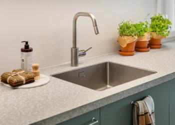 Truque que ninguém conhece com bicarbonato de sódio desentope pia em segundos