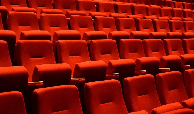 Cinema fechado há 20 anos finalmente vai ser reformado e talvez abra as portas