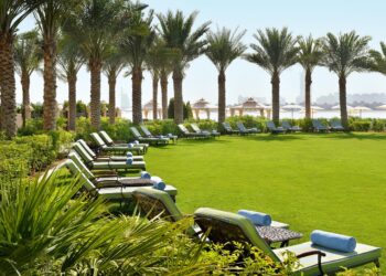 Regra aprovada obriga empresas a pagarem resort de luxo nas férias dos trabalhadores deste país