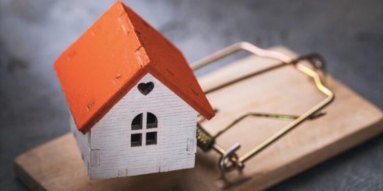 Golpe no aluguel de temporada aumenta em dezembro: veja como evitar