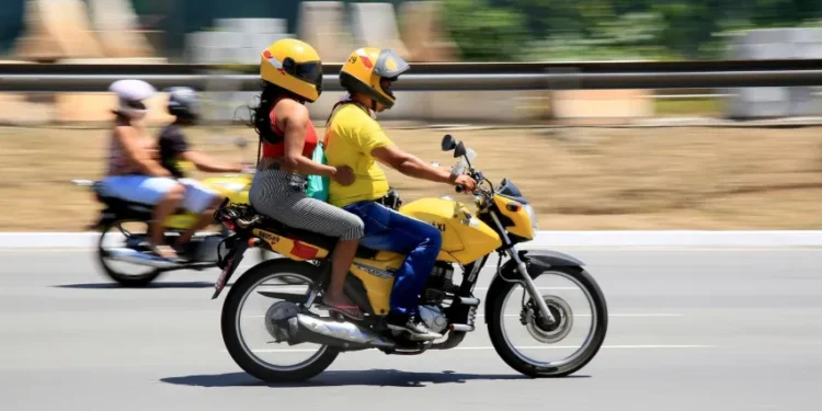 Câmara aprova mudanças importantes para mototáxi na maior cidade do Brasil