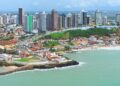 Cidade do Nordeste tem praia que lembra o Caribe e é o melhor lugar para ficar em paz