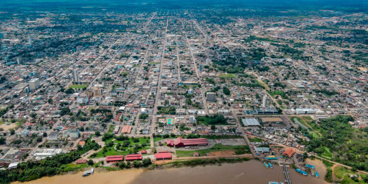Capital brasileira tem tamanho de um país, mas parece uma cidade fantasma
